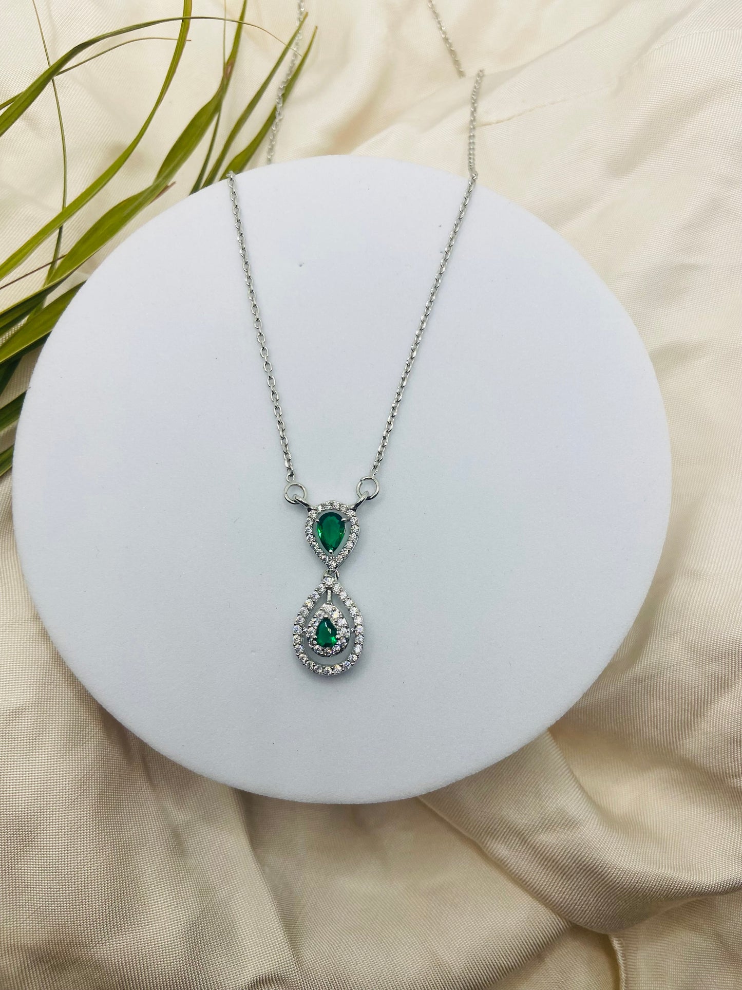 Green Crystal Necklace – 92.5 Sterling Silver