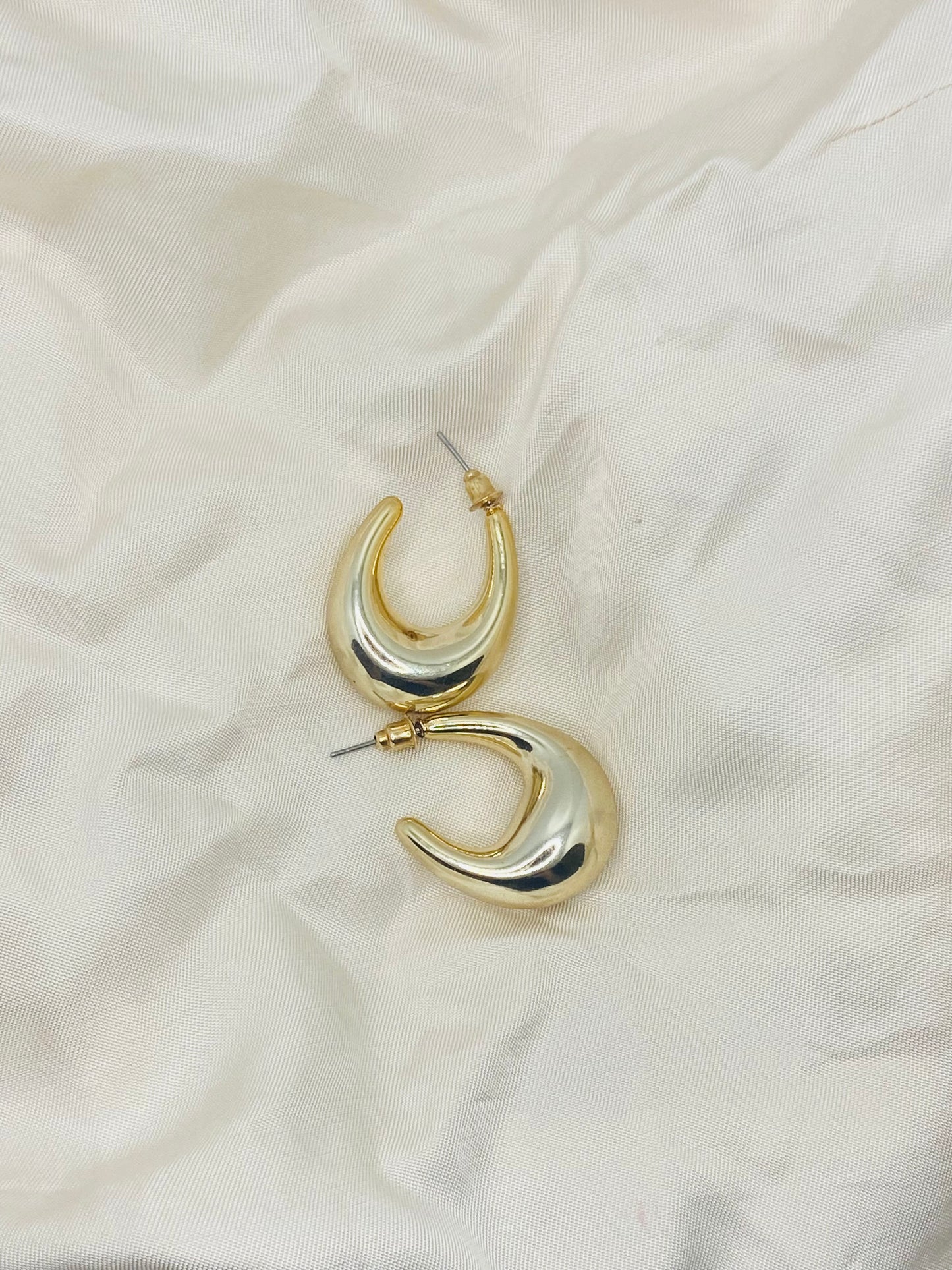 Oval Gold Hoops